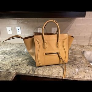 Celine Phantom Luggage Medium Tan